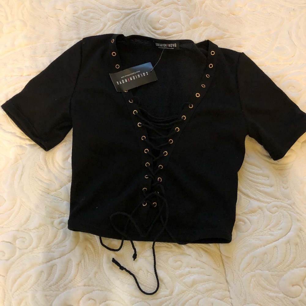 Fashion nova crop top